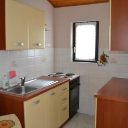 Lera Pensionat 3*