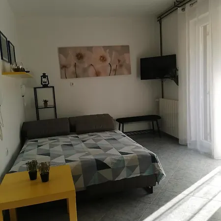 Πανσιόν Lera Πόρετς