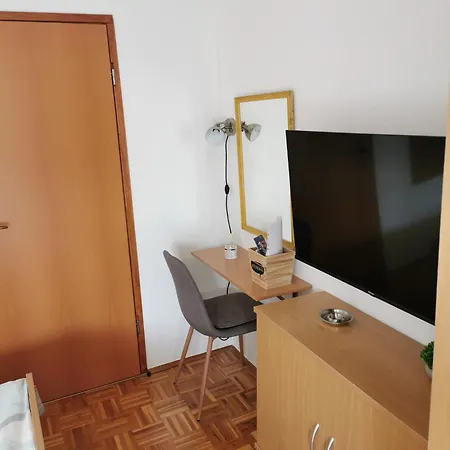 Lera Guest house