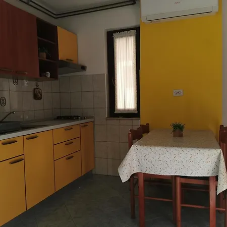 Lera Guest house